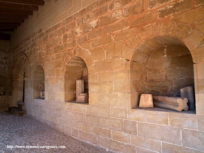 DETALLE MURO OESTE DEL CLAUSTRO